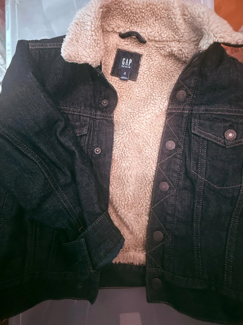 GAP Boy’s Denim Jacket with Cream Sherpa Lining size M